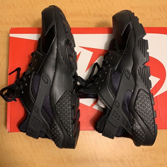 Brand NEW❗️Nike Air Huarache-Black❗️ - Picture 2 of 6